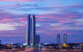 Dusit Thani Hotel
